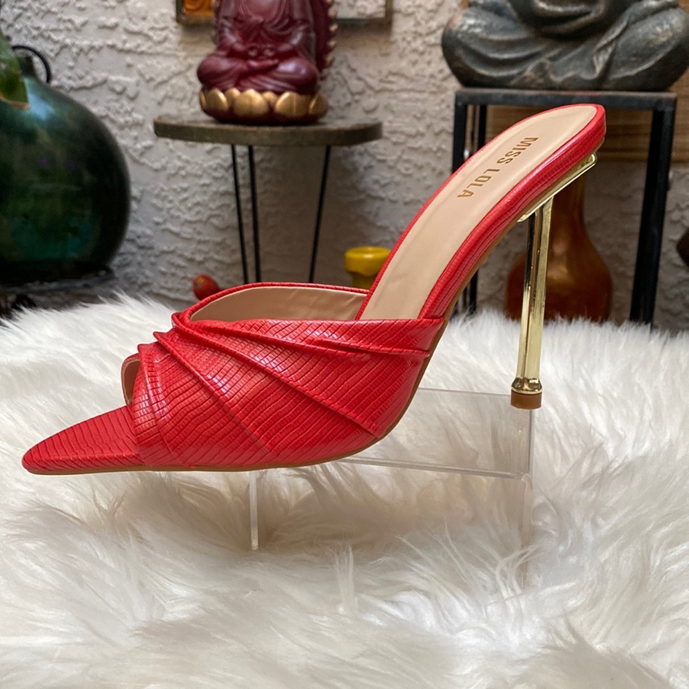 🌺🌺MISS LOLA PINK POINTY OPEN TOE MULES🌺🌺